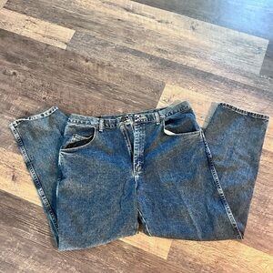 Wrangler Blue Relaxed Fit Jeans